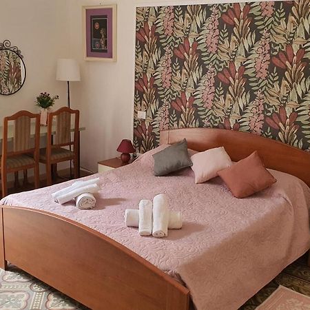 Victoria Suite Casa Vacanza 타란토 외부 사진