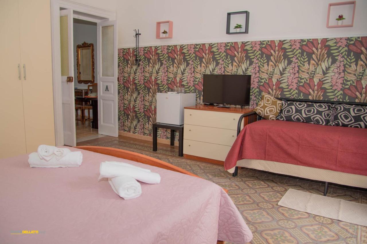 Victoria Suite Casa Vacanza 타란토 외부 사진